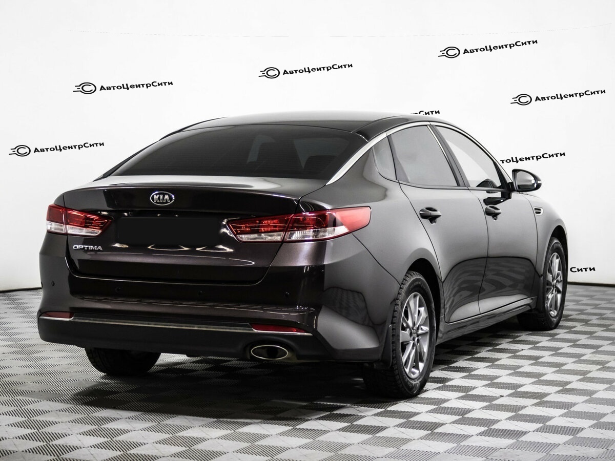 Kia Optima с пробегом — 2016 год. Фото: #3