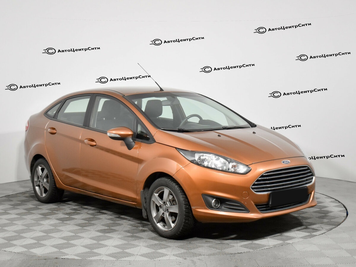 Ford Fiesta с пробегом — 2016 год. Фото: #2