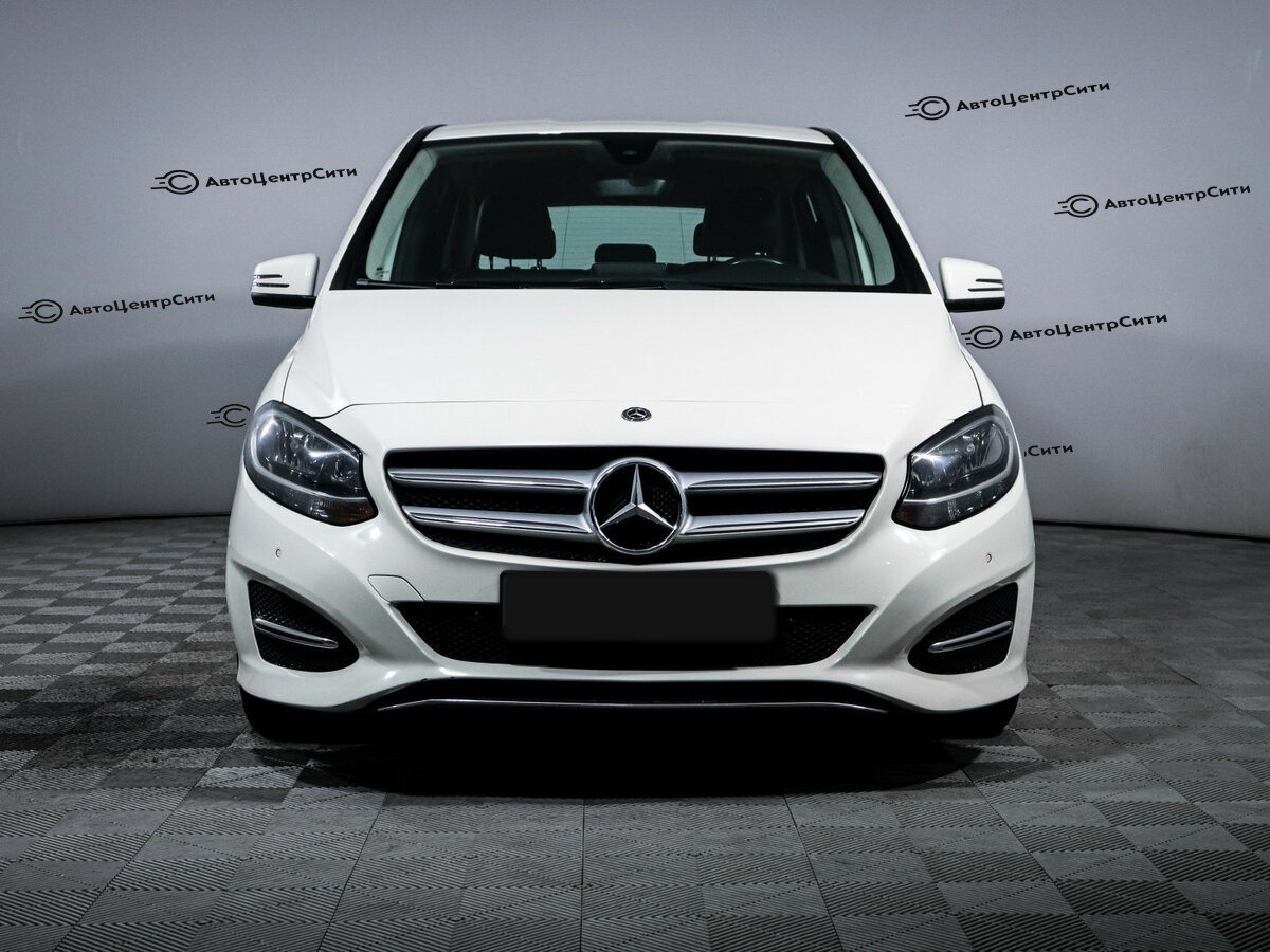 Mercedes-Benz B-Класс с пробегом — 2018 год. Фото: #1