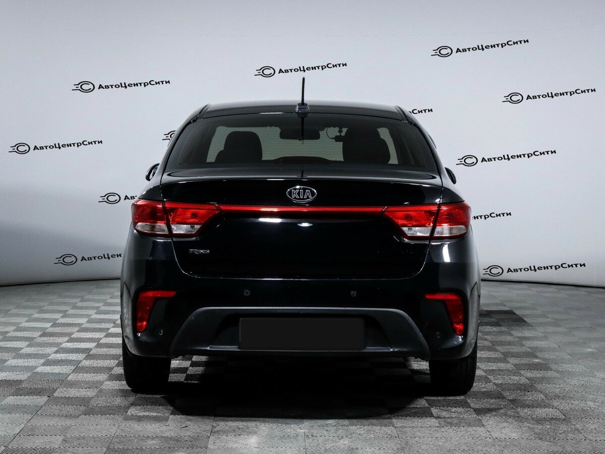 Kia Rio с пробегом — 2017 год. Фото: #4