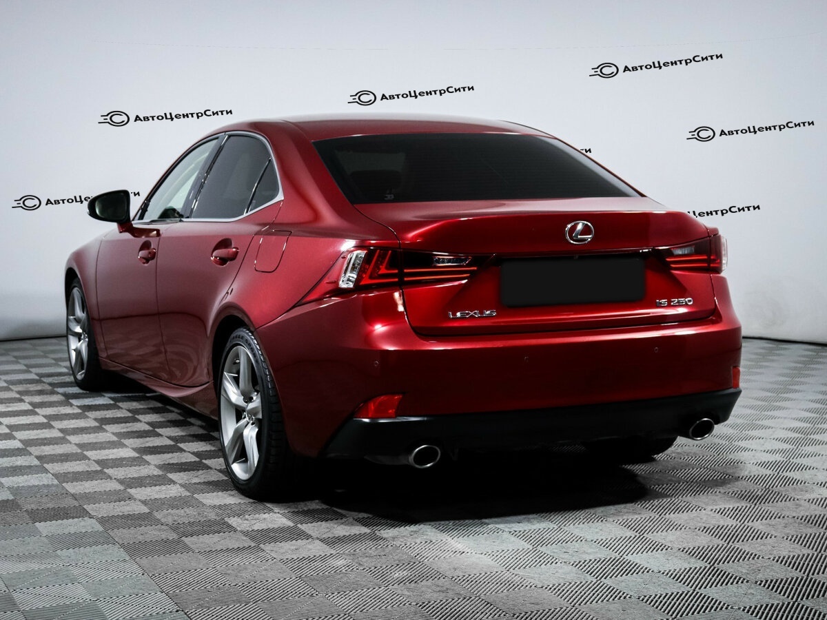 Lexus IS с пробегом — 2013 год. Фото: #5
