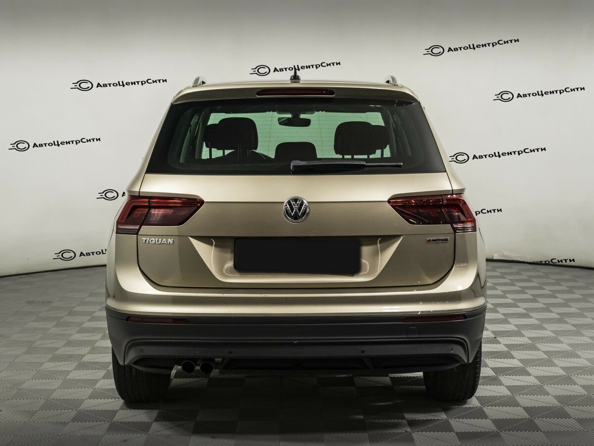 Volkswagen Tiguan с пробегом — 2018 год. Фото: #4
