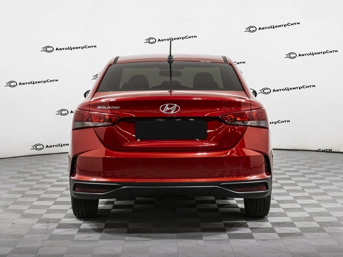 Hyundai Solaris с пробегом — 2021 год. Фото: #5