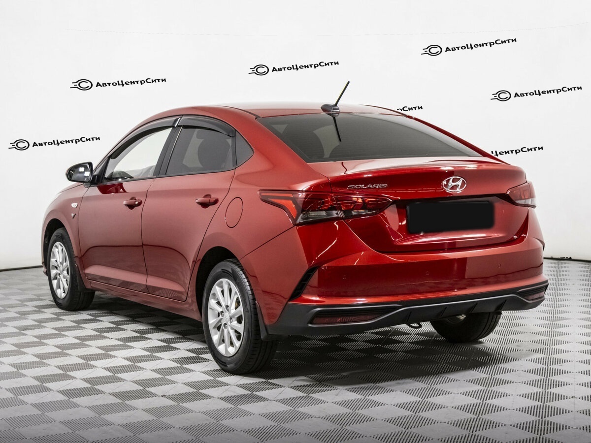 Hyundai Solaris с пробегом — 2021 год. Фото: #6