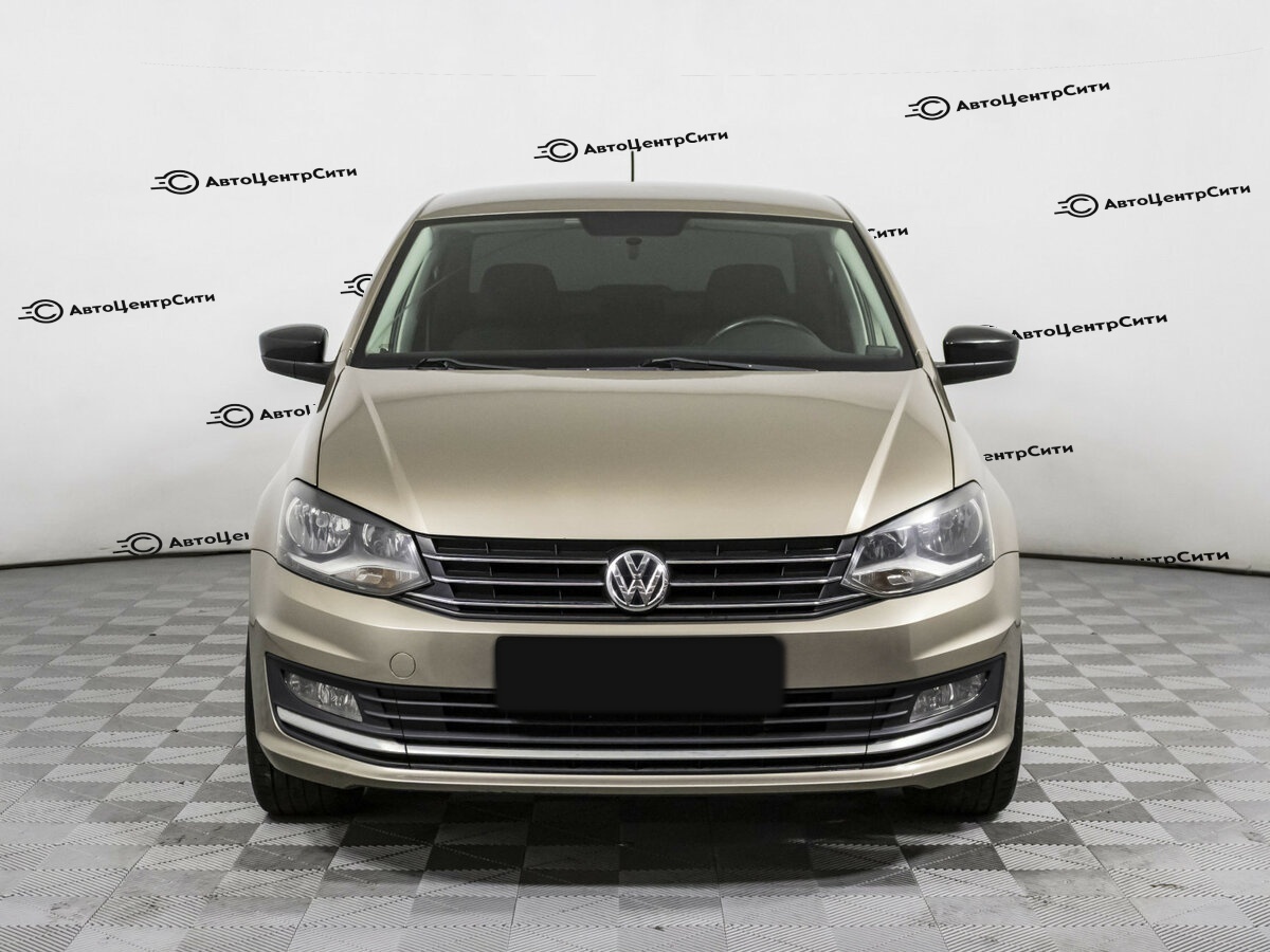 Volkswagen Polo с пробегом — 2018 год. Фото: #1