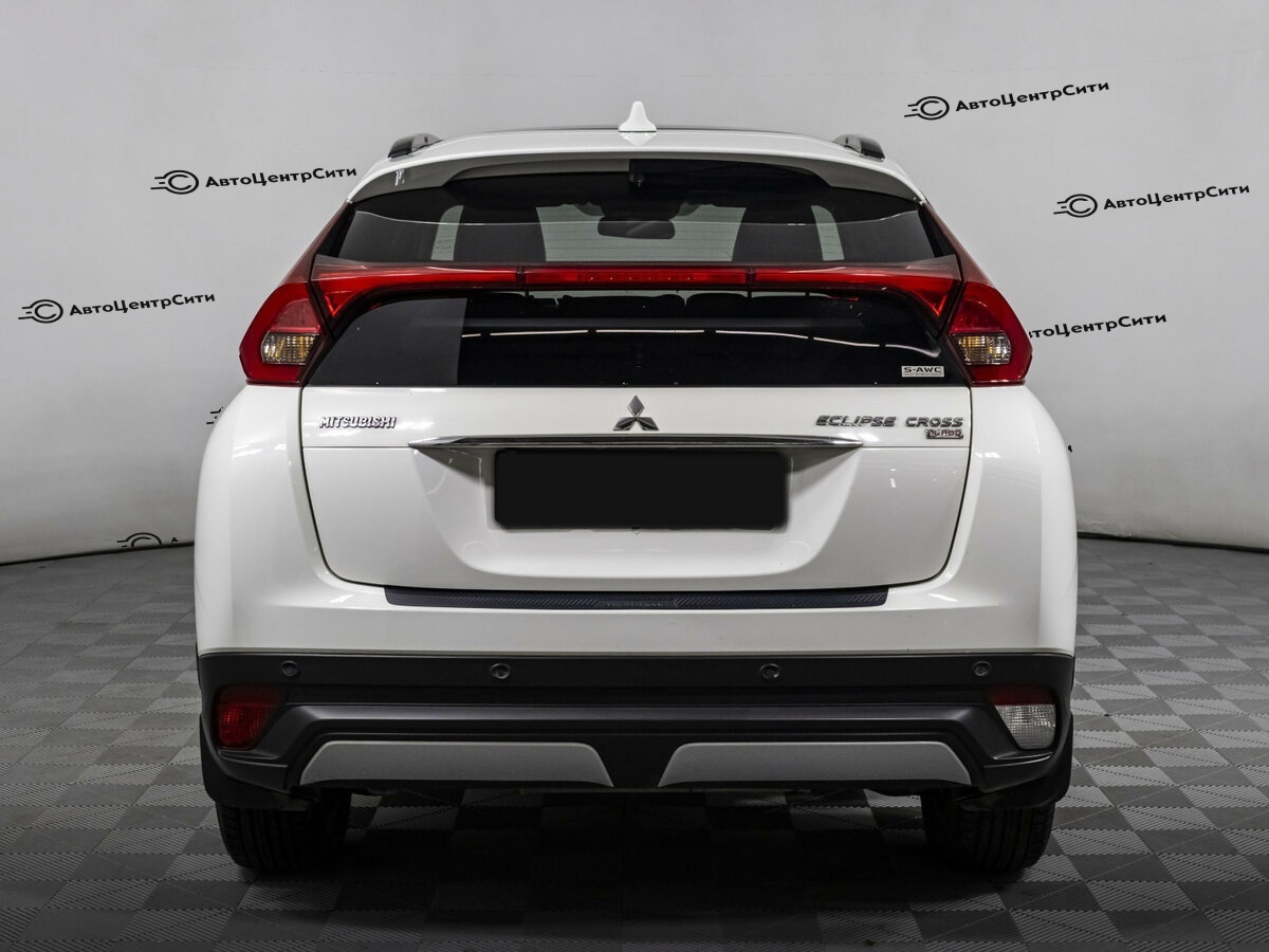 Mitsubishi Eclipse Cross с пробегом — 2018 год. Фото: #4