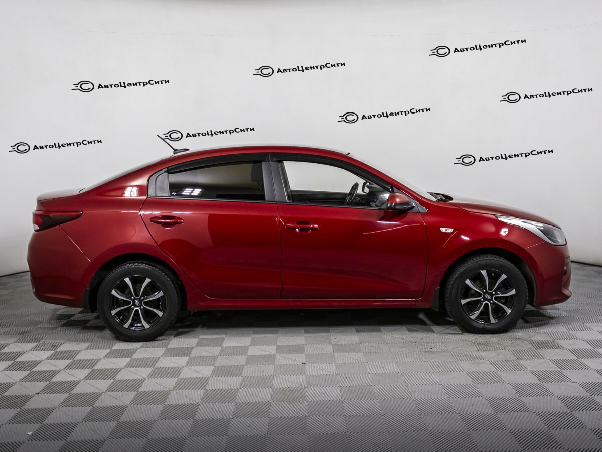 Kia Rio с пробегом — 2018 год. Фото: #3