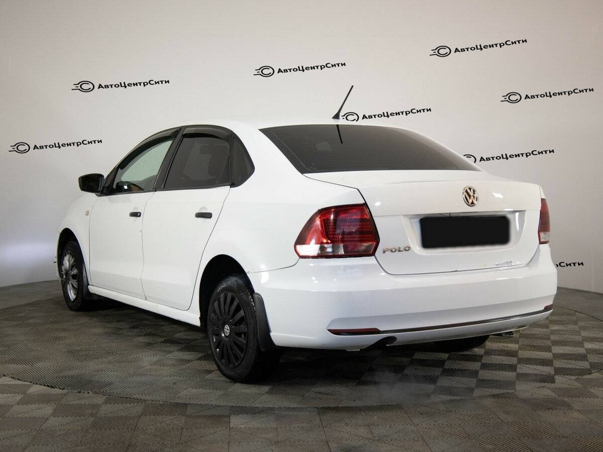 Volkswagen Polo с пробегом — 2014 год. Фото: #5