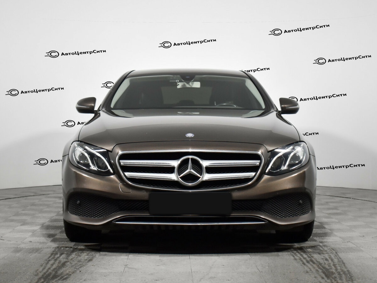 Mercedes-Benz E-Класс с пробегом — 2016 год. Фото: #1