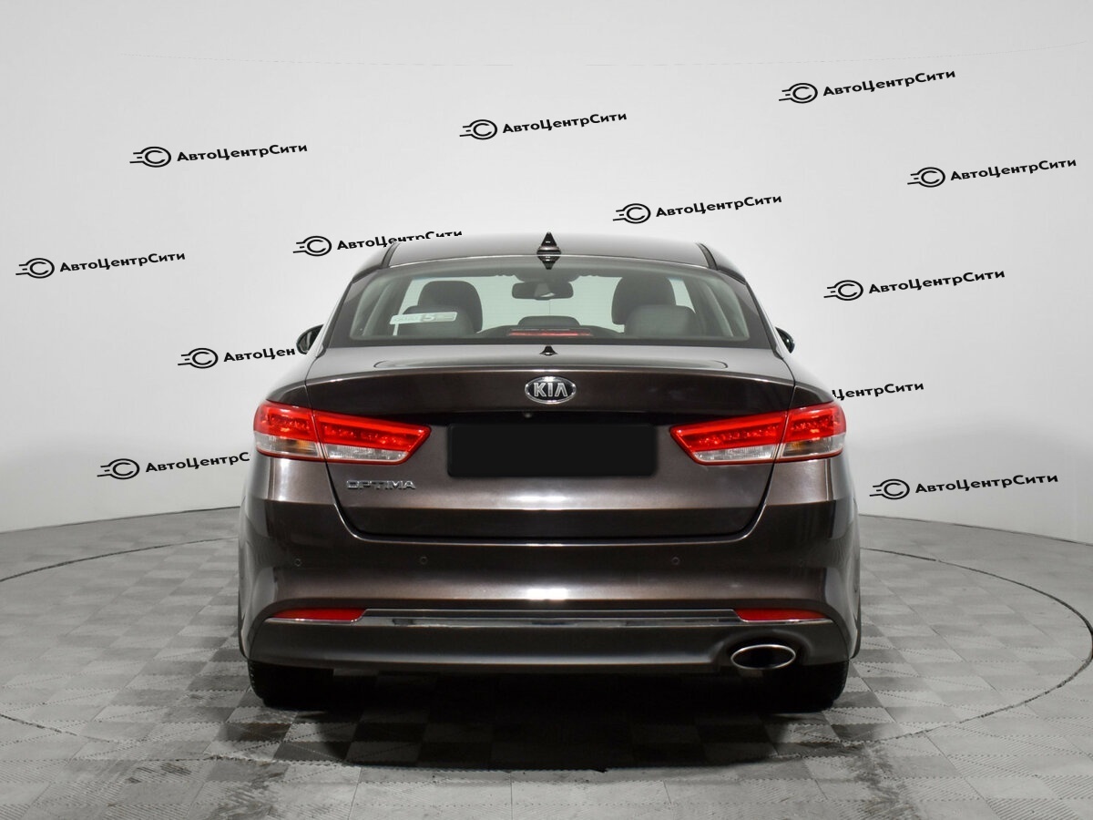 Kia Optima с пробегом — 2017 год. Фото: #4