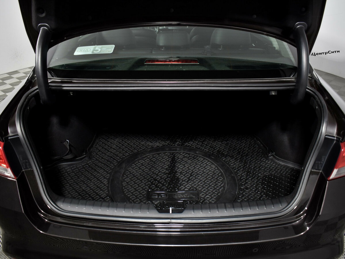 Kia Optima с пробегом — 2017 год. Фото: #16