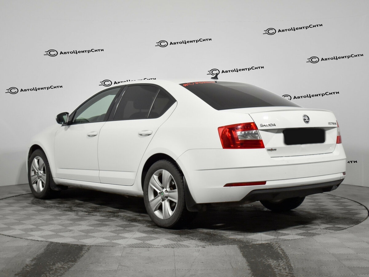 Skoda Octavia с пробегом — 2018 год. Фото: #5