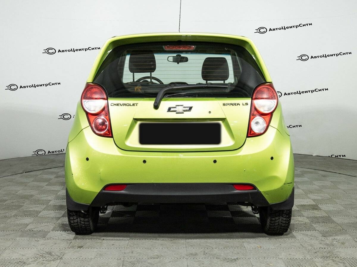 Chevrolet Spark с пробегом — 2012 год. Фото: #5