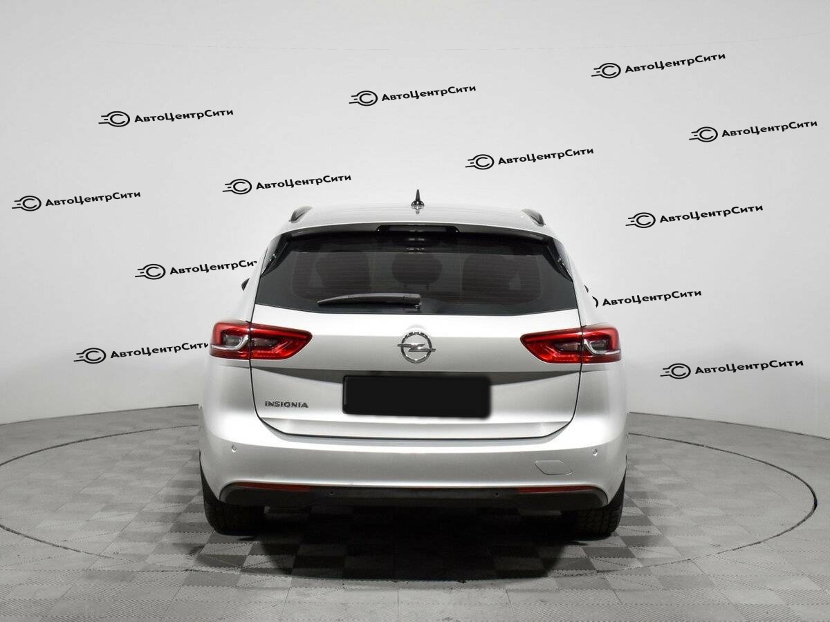 Opel Insignia с пробегом — 2020 год. Фото: #4