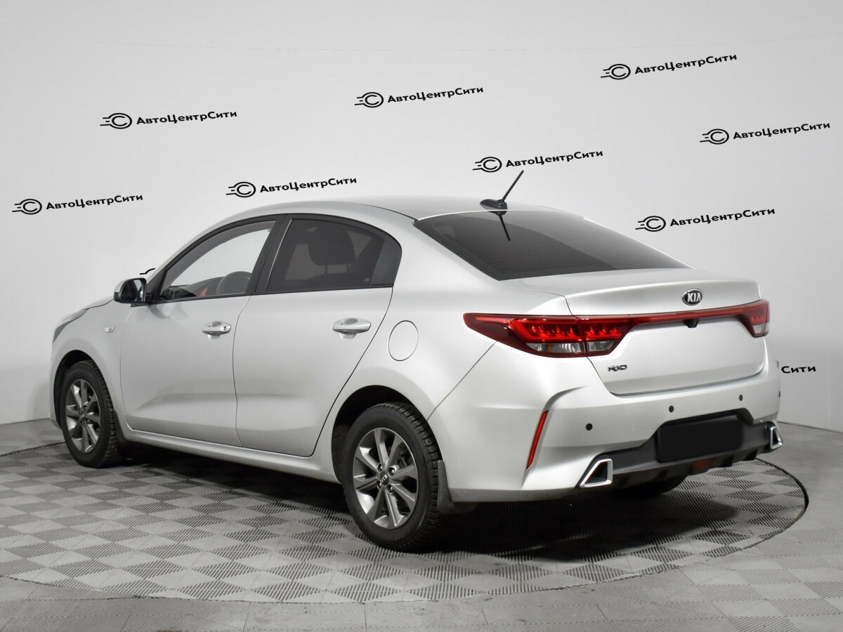 Kia Rio с пробегом — 2020 год. Фото: #6