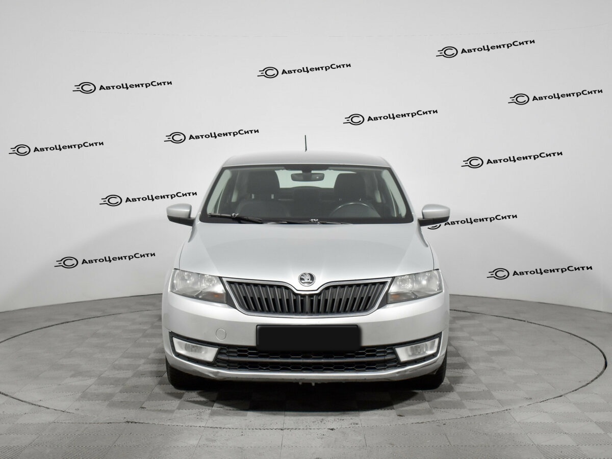 Skoda Rapid с пробегом — 2017 год. Фото: #1