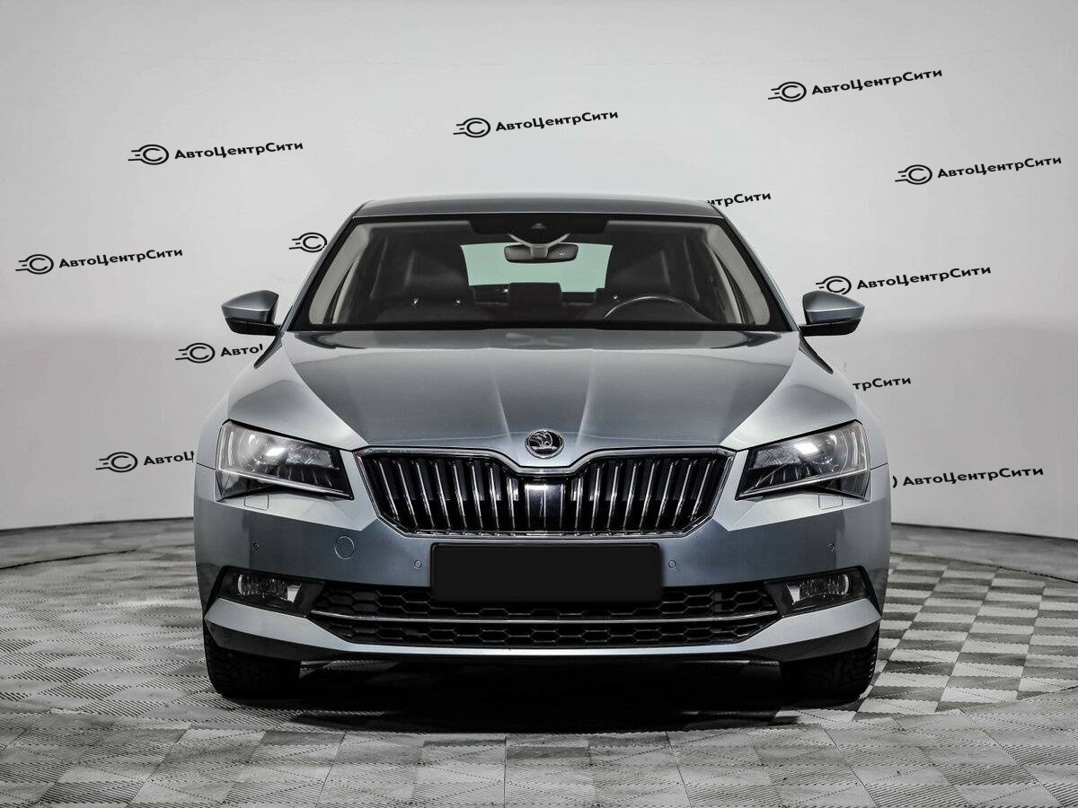 Skoda Superb с пробегом — 2016 год. Фото: #1