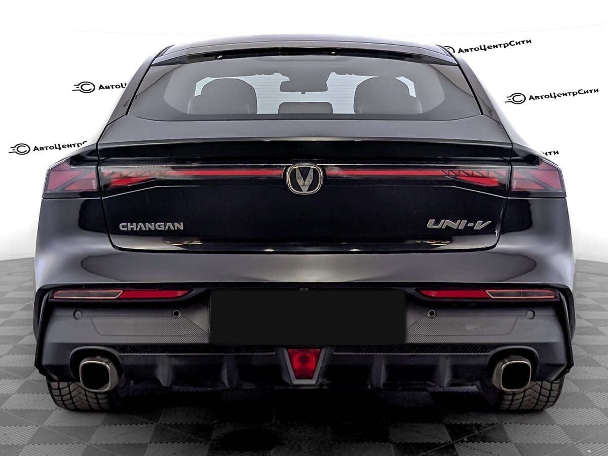 Changan UNI-V с пробегом — 2022 год. Фото: #5