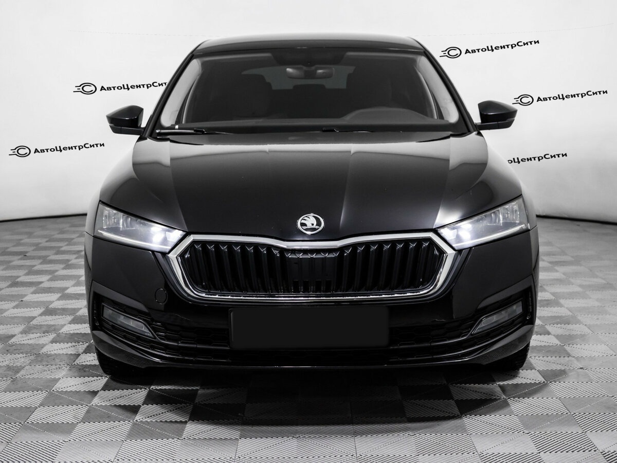 Skoda Octavia с пробегом — 2020 год. Фото: #1