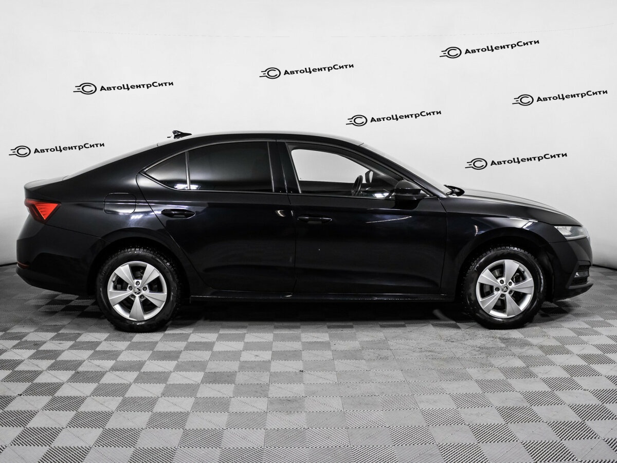 Skoda Octavia с пробегом — 2020 год. Фото: #3