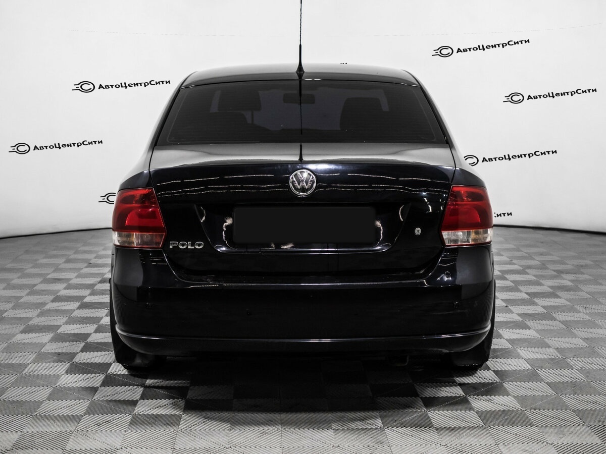 Volkswagen Polo с пробегом — 2012 год. Фото: #5