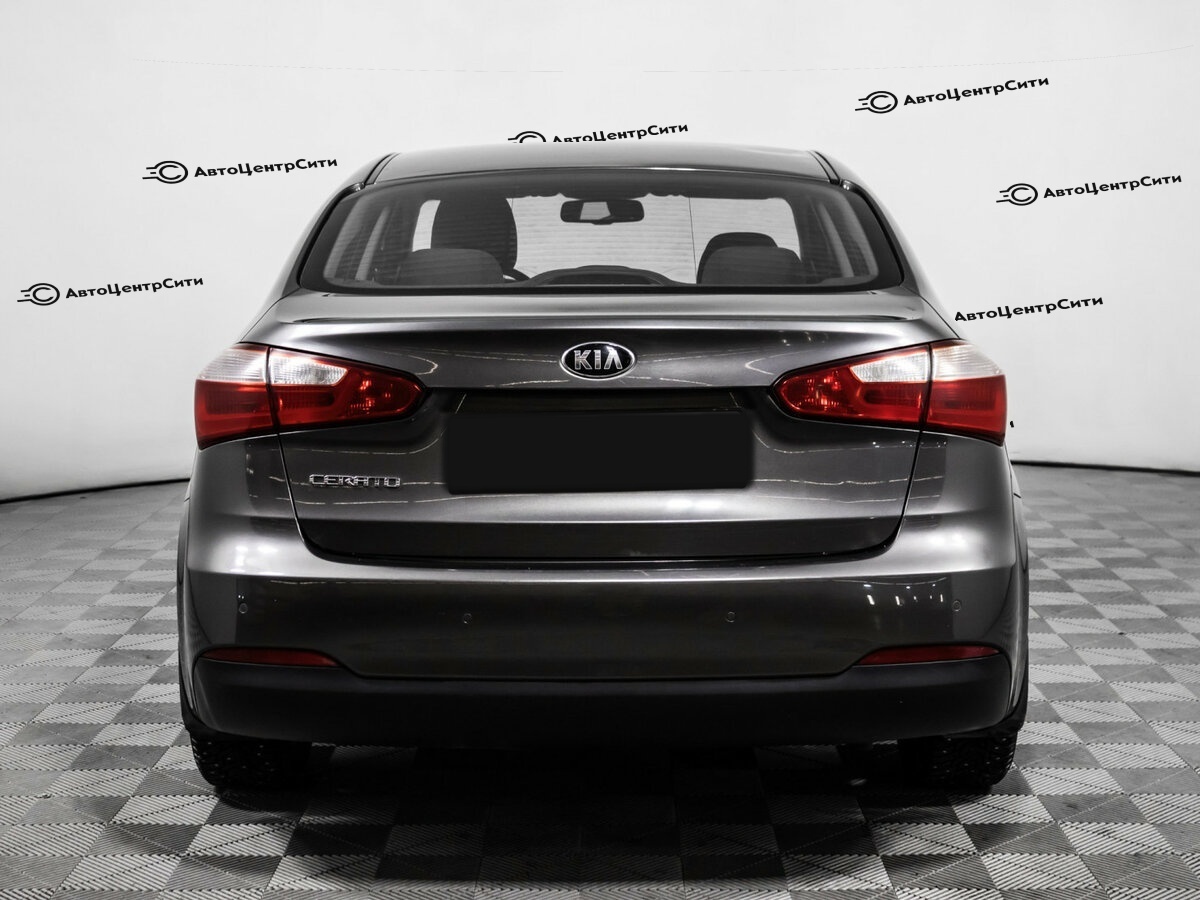 Kia Cerato с пробегом — 2016 год. Фото: #5