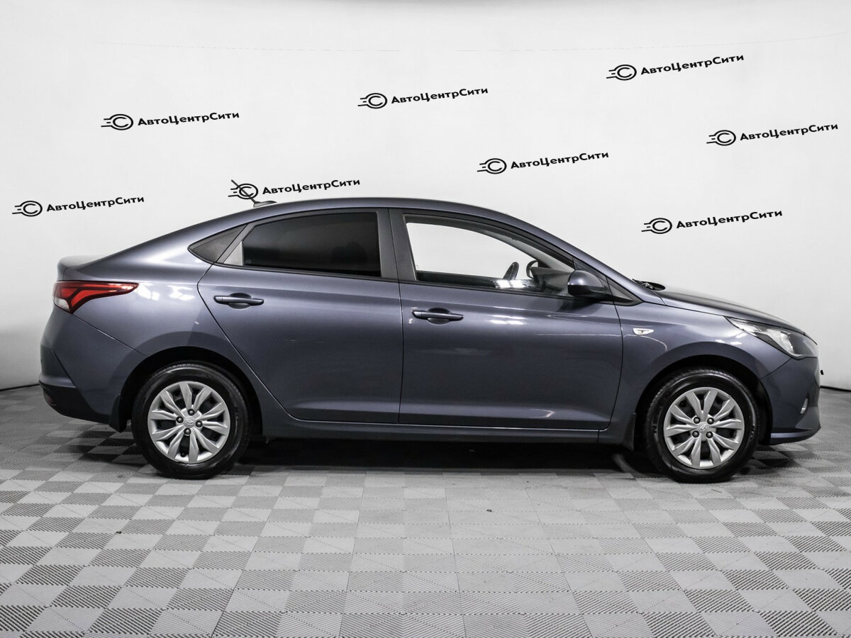 Hyundai Solaris с пробегом — 2021 год. Фото: #3