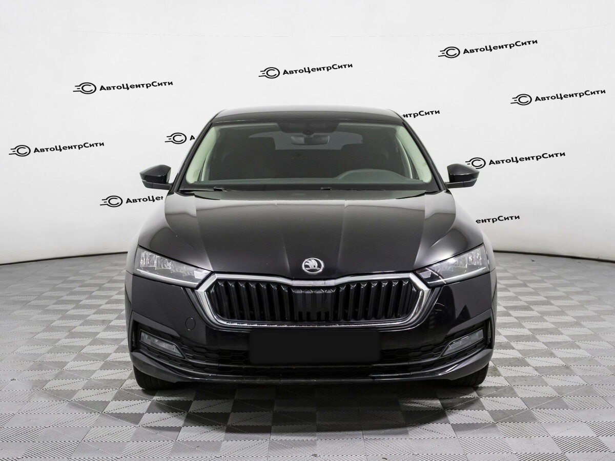 Skoda Octavia с пробегом — 2020 год. Фото: #1