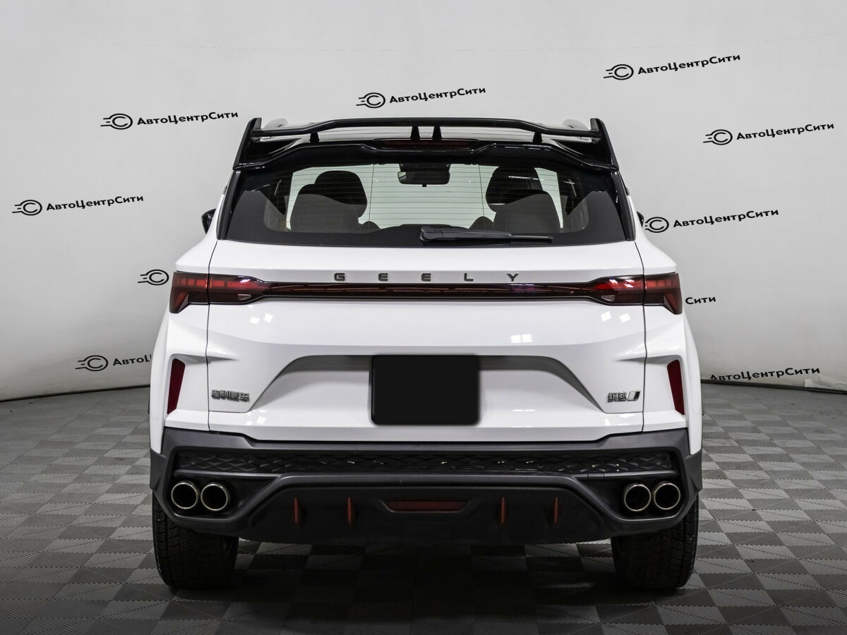 Geely Coolray с пробегом — 2023 год. Фото: #5
