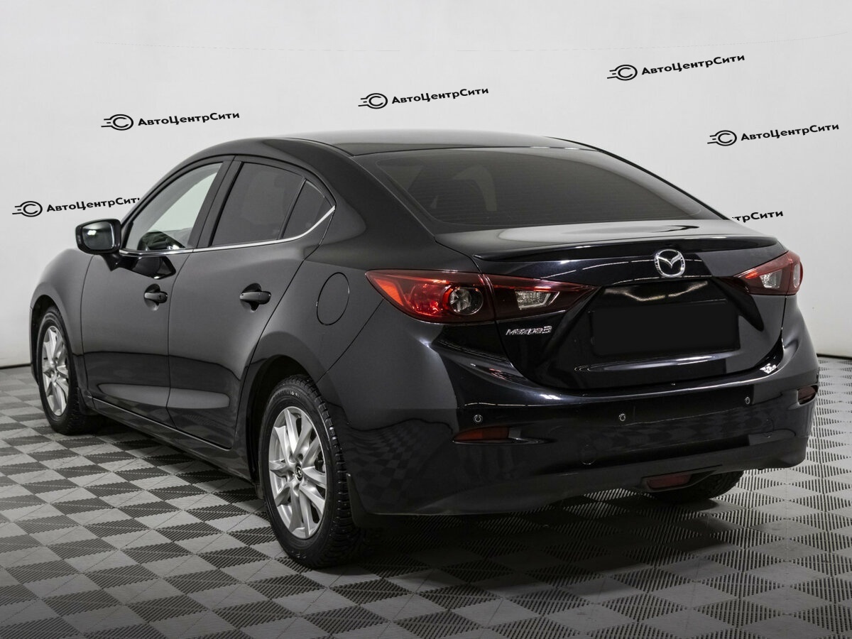 Mazda 3 с пробегом — 2015 год. Фото: #5