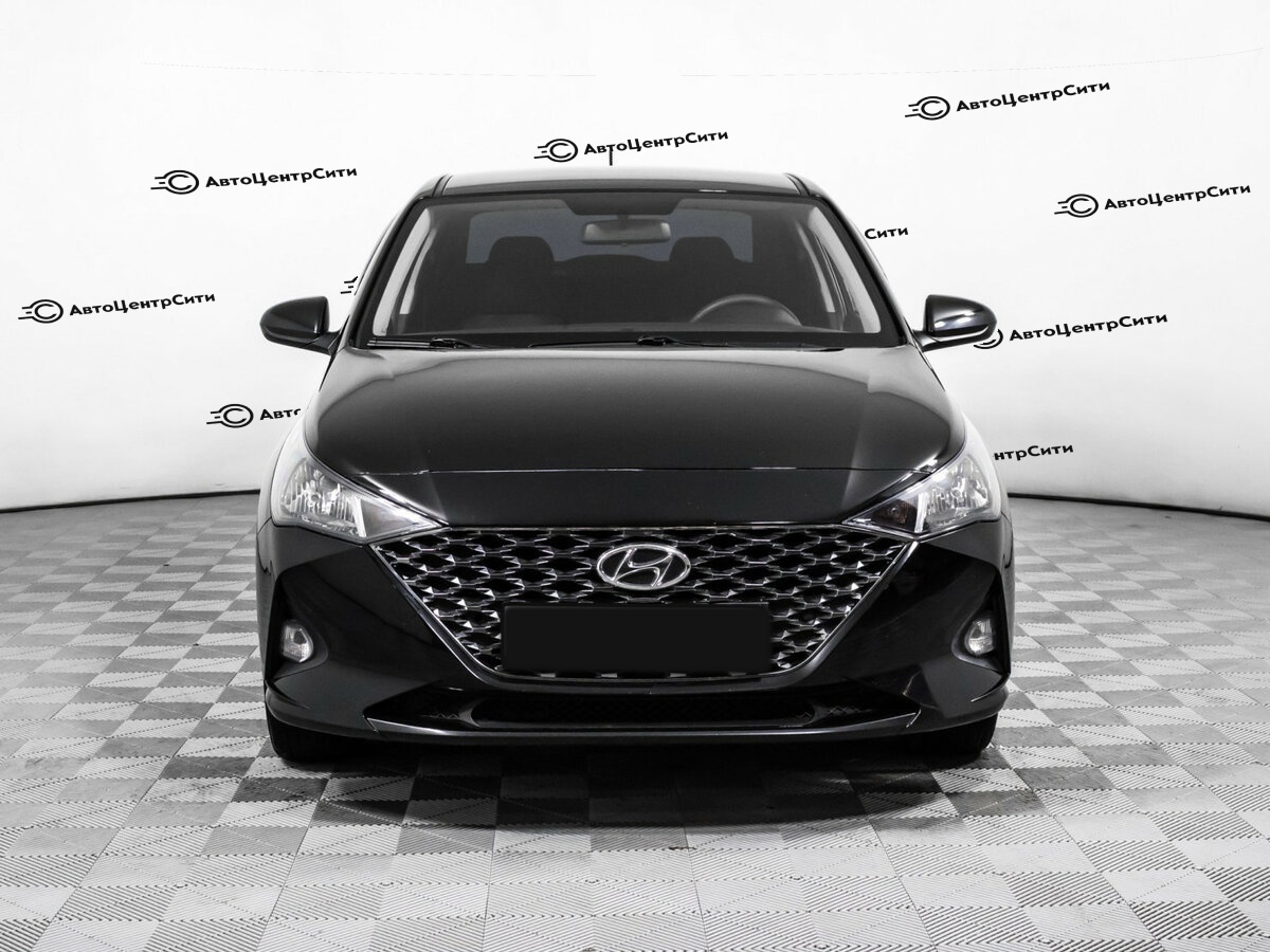 Hyundai Solaris с пробегом — 2021 год. Фото: #1
