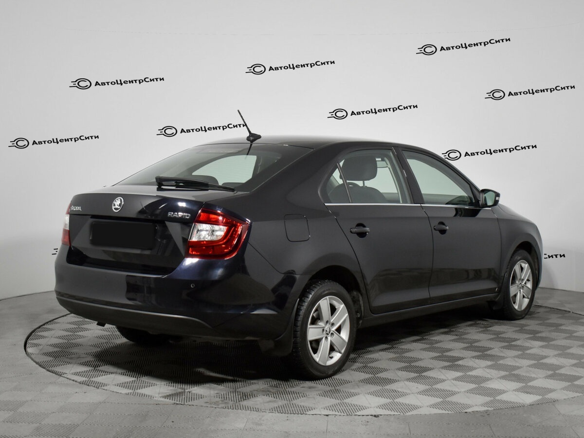 Skoda Rapid с пробегом — 2017 год. Фото: #4
