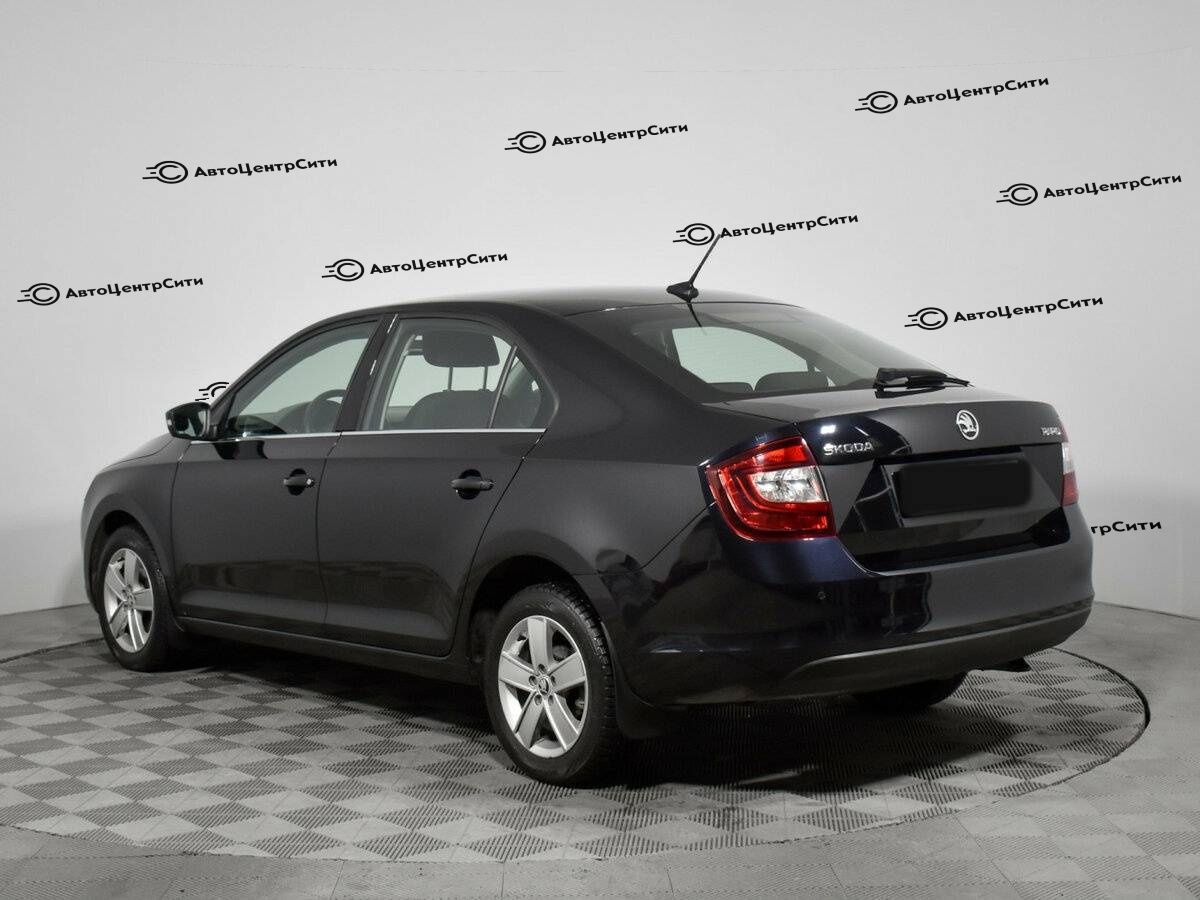 Skoda Rapid с пробегом — 2017 год. Фото: #6
