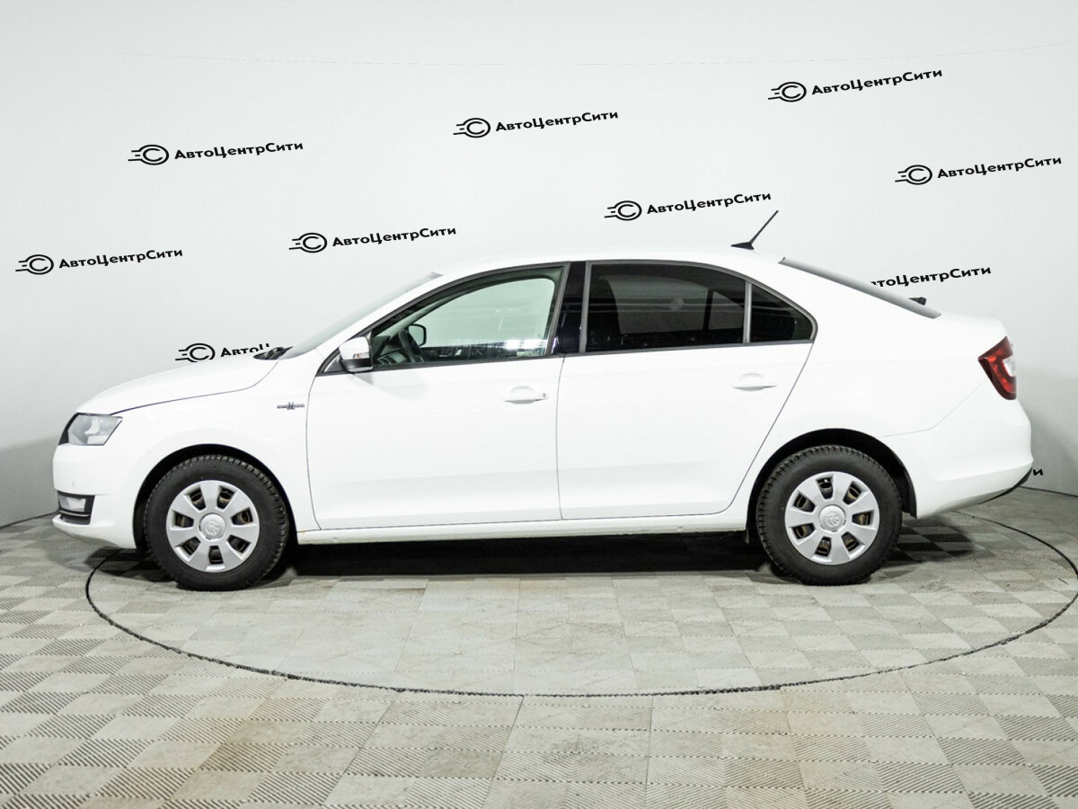 Skoda Rapid с пробегом — 2018 год. Фото: #7