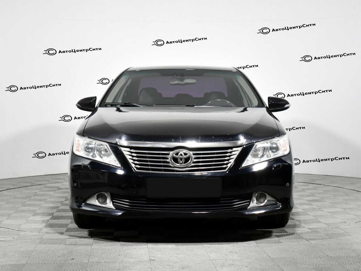 Toyota Camry с пробегом — 2013 год. Фото: #1