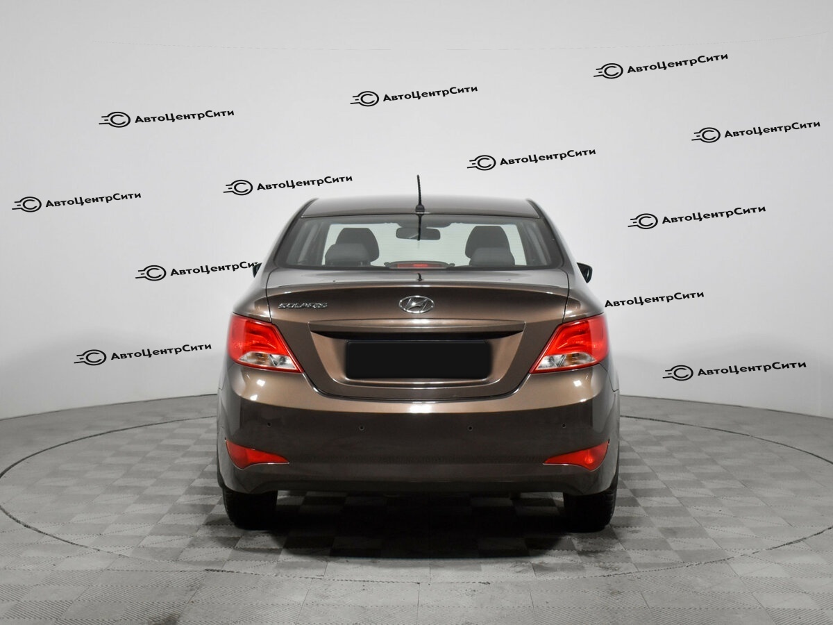 Hyundai Solaris с пробегом — 2016 год. Фото: #5