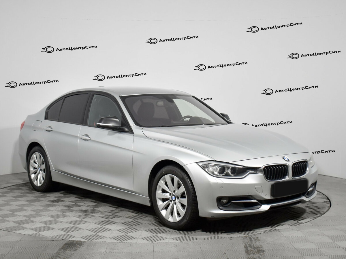 BMW 3 серии с пробегом — 2012 год. Фото: #2