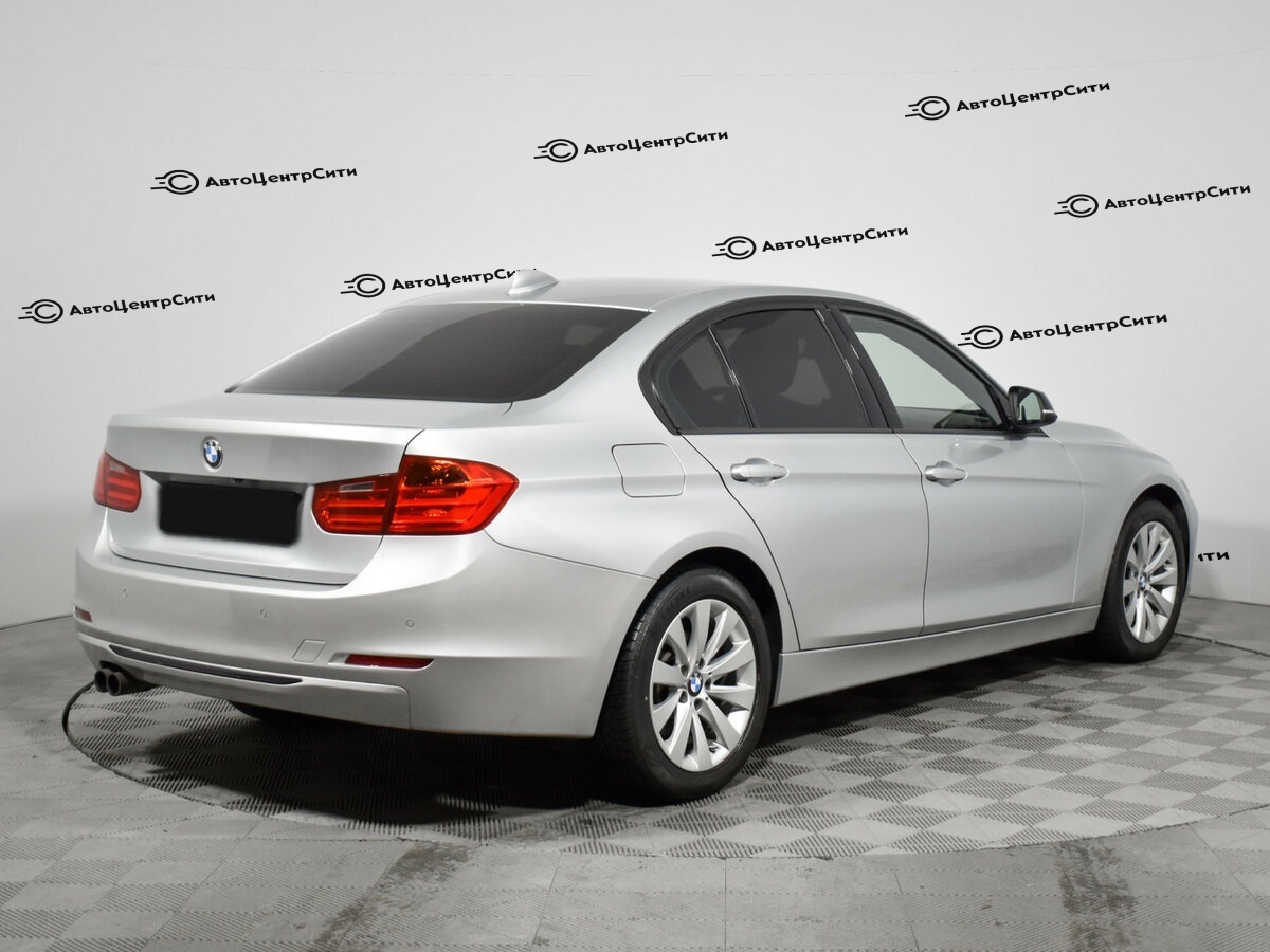 BMW 3 серии с пробегом — 2012 год. Фото: #4