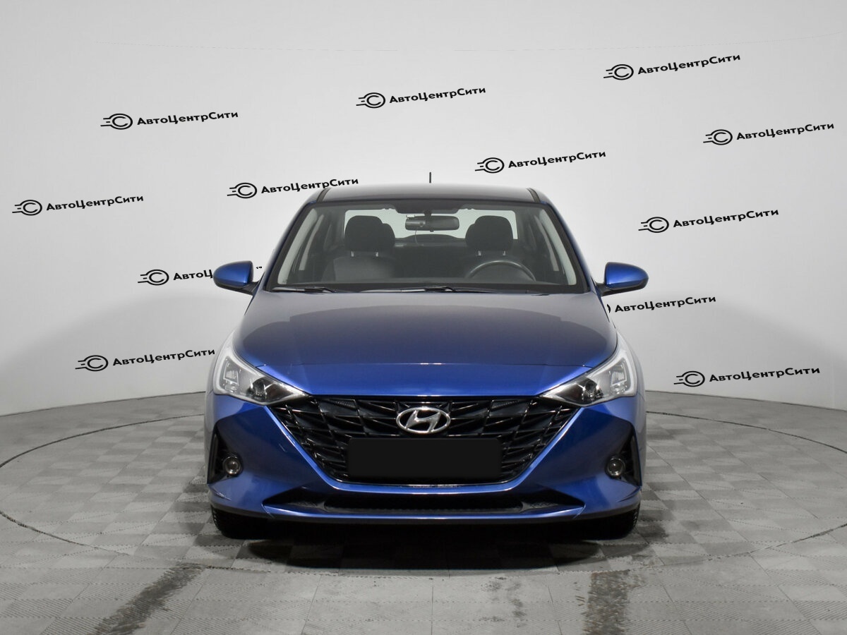Hyundai Solaris с пробегом — 2022 год. Фото: #1