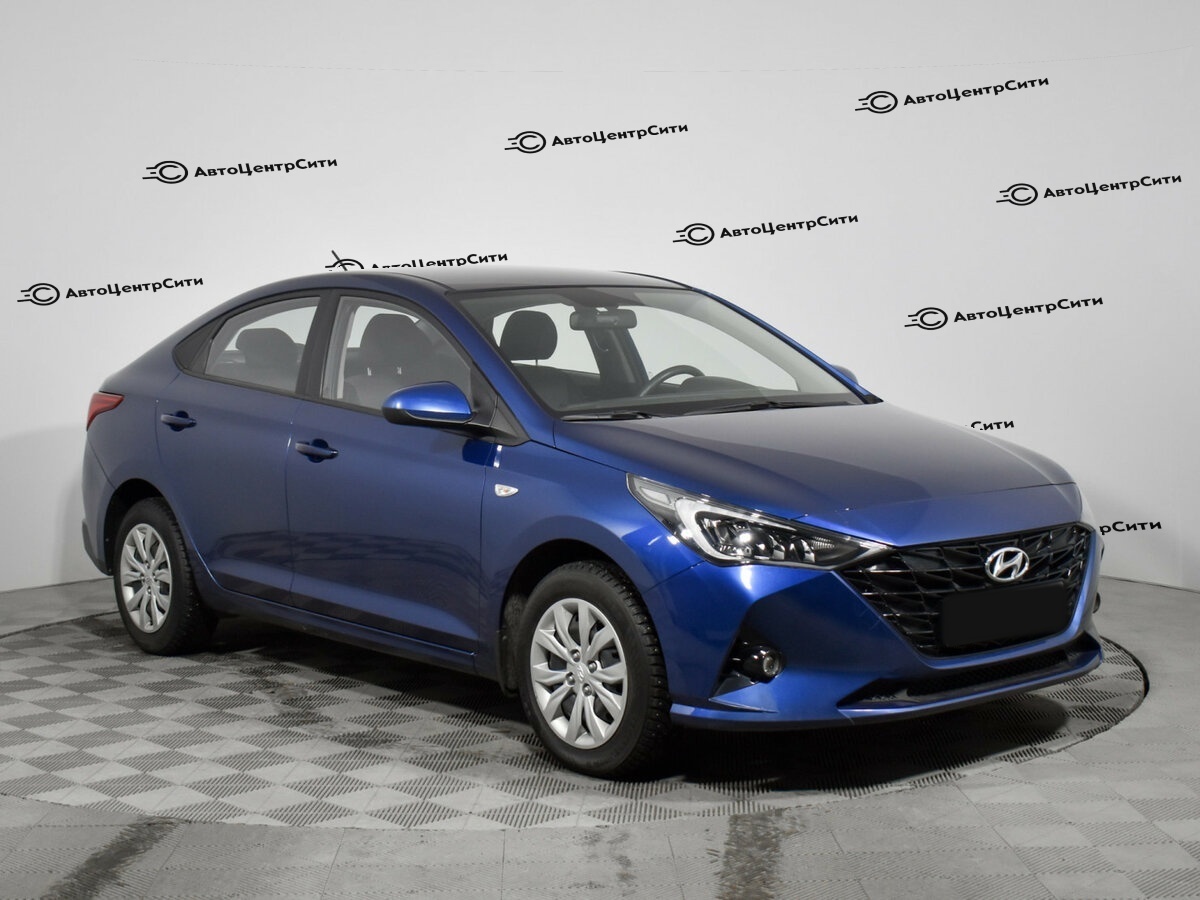 Hyundai Solaris с пробегом — 2022 год. Фото: #2