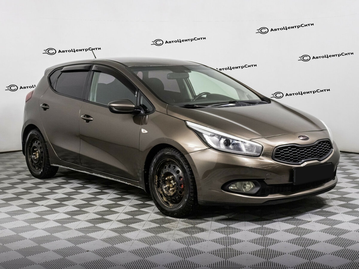 Kia Ceed с пробегом — 2012 год. Фото: #2
