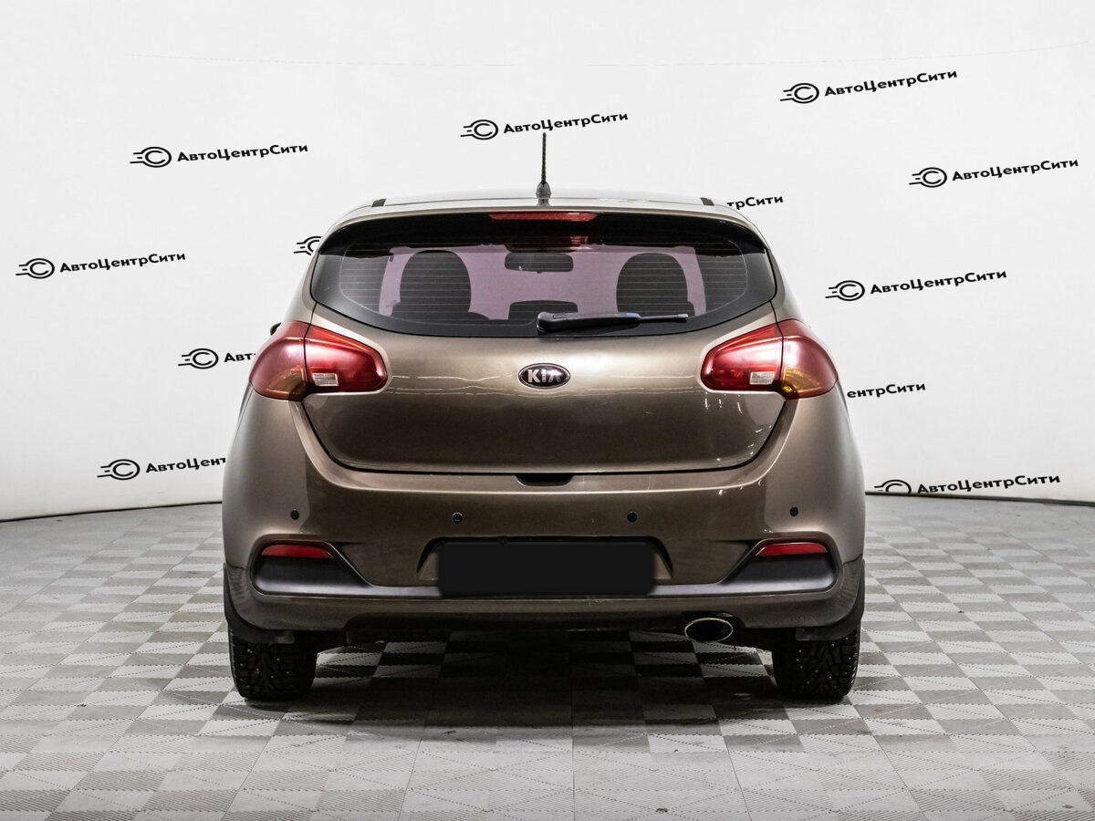 Kia Ceed с пробегом — 2012 год. Фото: #5