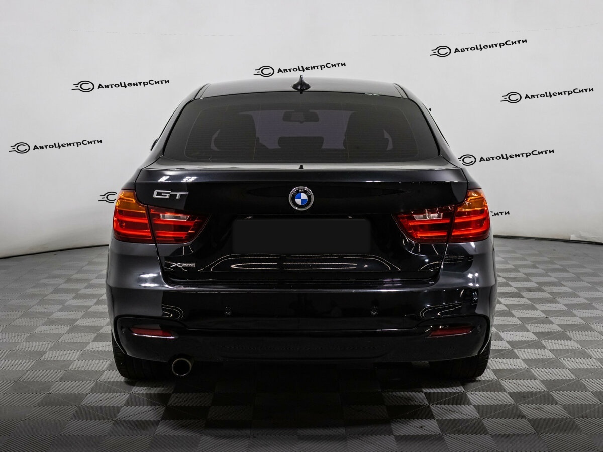 BMW 3 серии с пробегом — 2015 год. Фото: #4