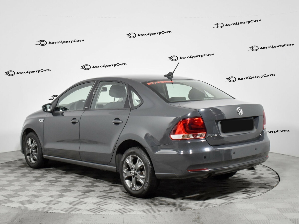 Volkswagen Polo с пробегом — 2017 год. Фото: #6