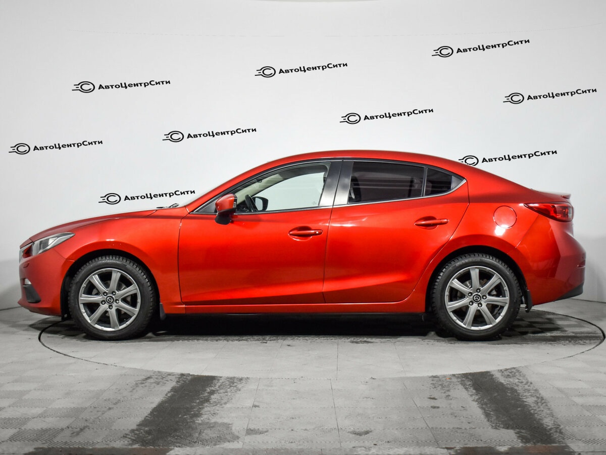 Mazda 3 с пробегом — 2013 год. Фото: #6