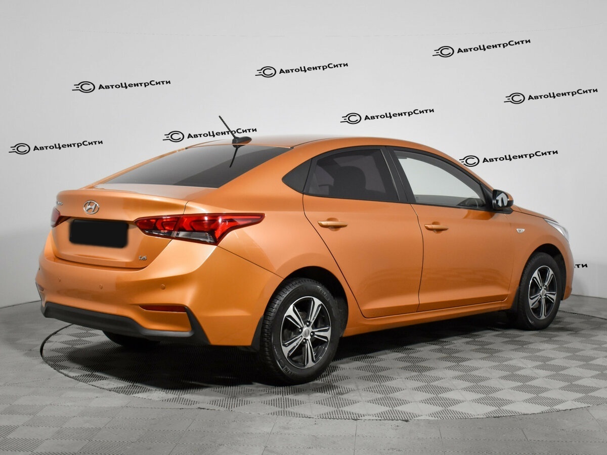 Hyundai Solaris с пробегом — 2017 год. Фото: #4