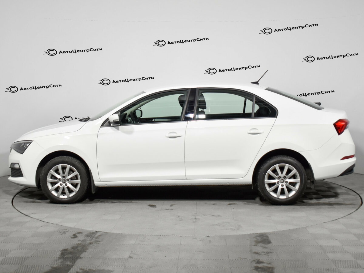 Skoda Rapid с пробегом — 2021 год. Фото: #7