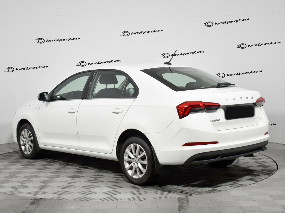 Skoda Rapid с пробегом — 2022 год. Фото: #6