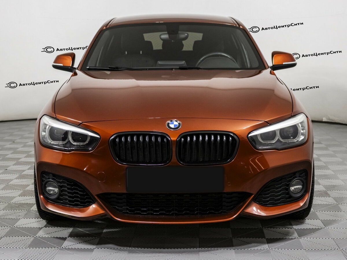 BMW 1 серии с пробегом — 2019 год. Фото: #1
