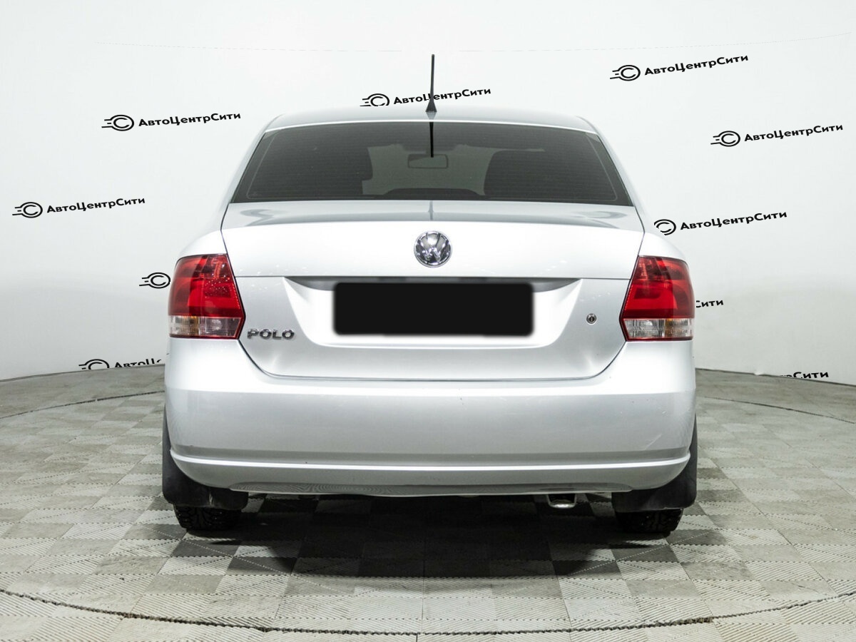 Volkswagen Polo с пробегом — 2013 год. Фото: #5